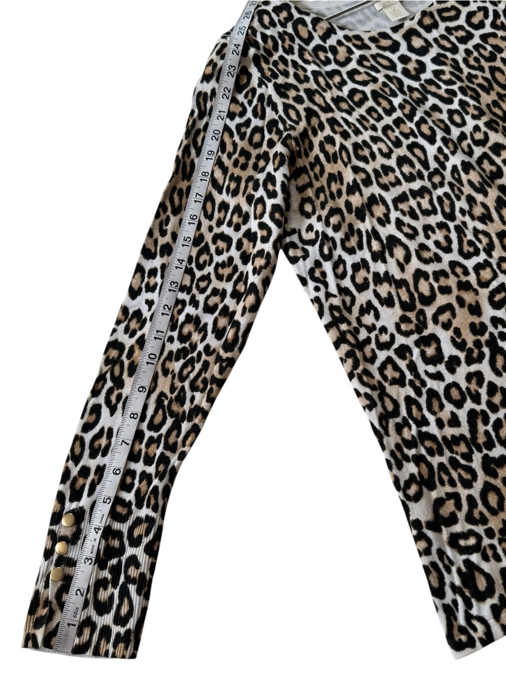 Chico’s Womens Sweater Top Size Large Black Brown Animal Leopard Long Sleeves - Picture 7 of 9